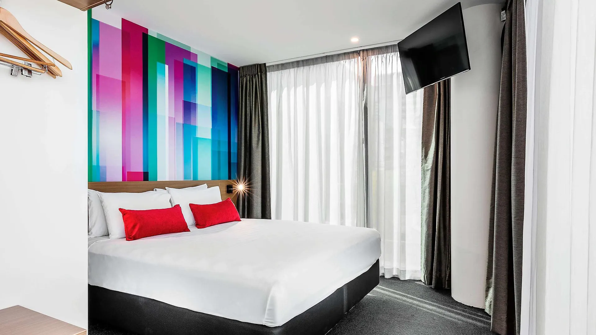 Ibis Styles Brisbane Elizabeth Street Hotel 4*,