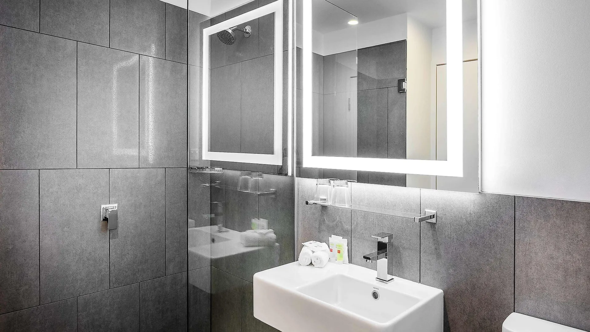 Ibis Styles Brisbane Elizabeth Street Hotel Australia