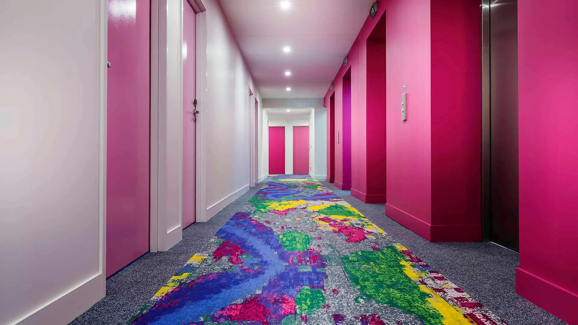 Ibis Styles Brisbane Elizabeth Street Hotel
