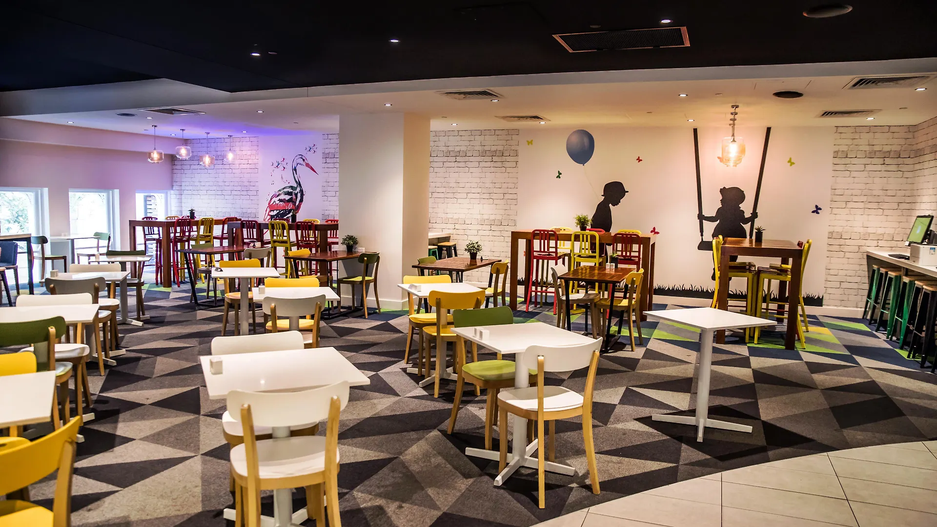 Ibis Styles Brisbane Elizabeth Street Hotel 4*,  Australia