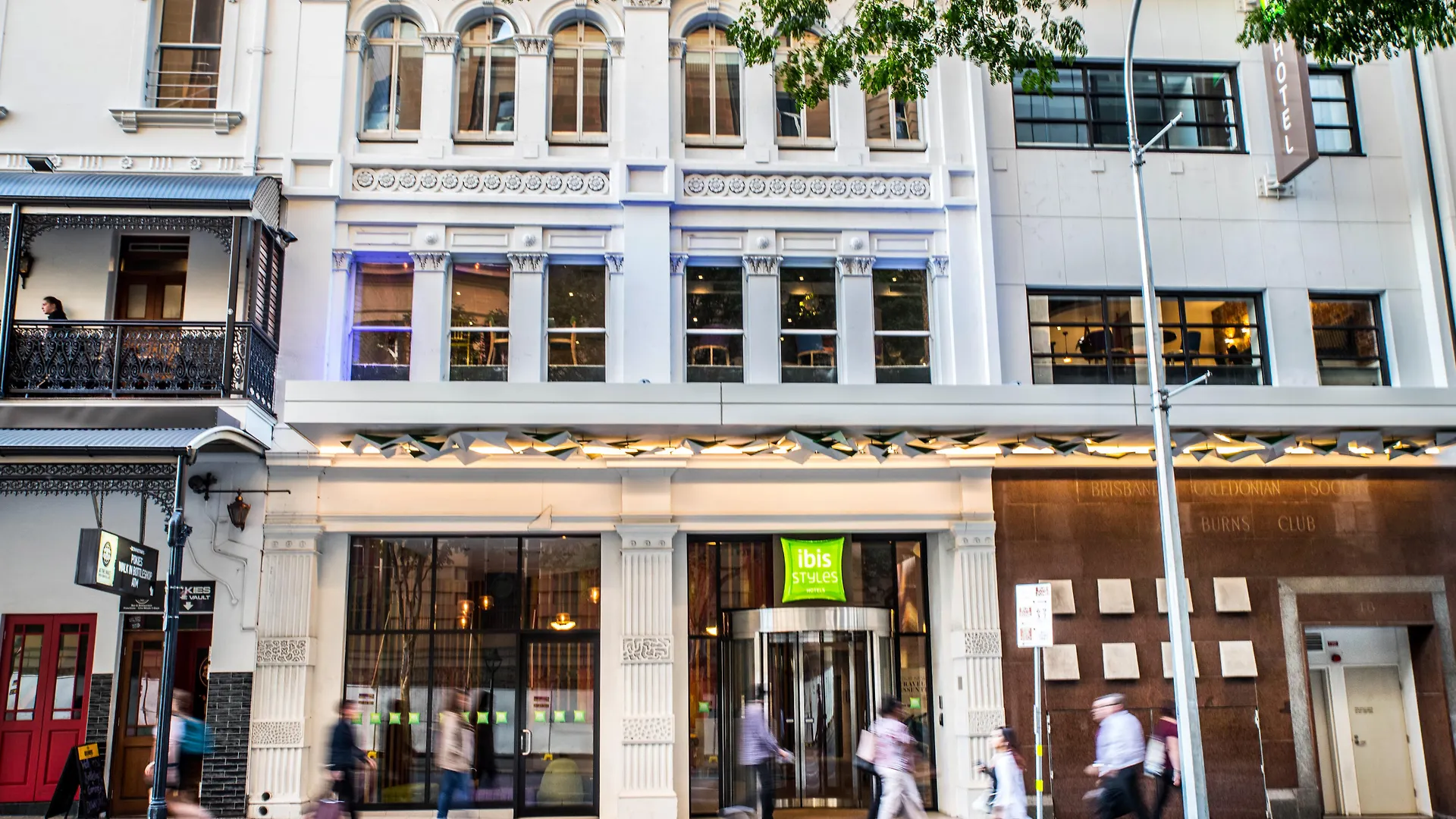 ****  Ibis Styles Brisbane Elizabeth Street Hotel Australia