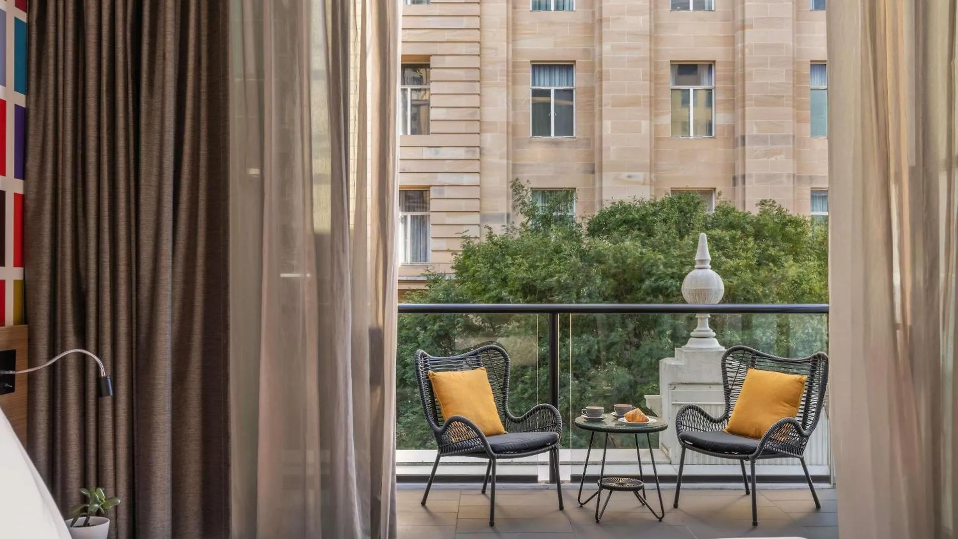 Отель Ibis Styles Brisbane Elizabeth Street Австралия