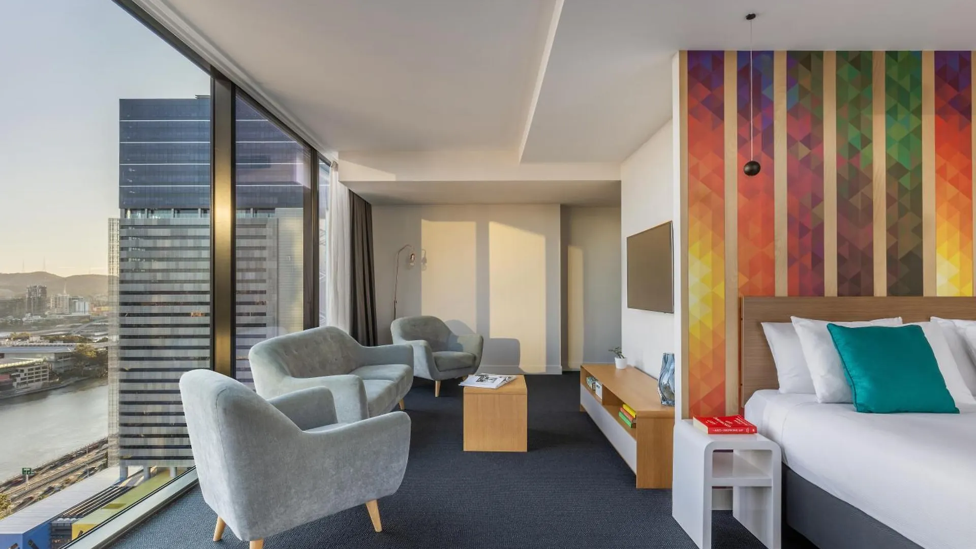 Отель Ibis Styles Brisbane Elizabeth Street