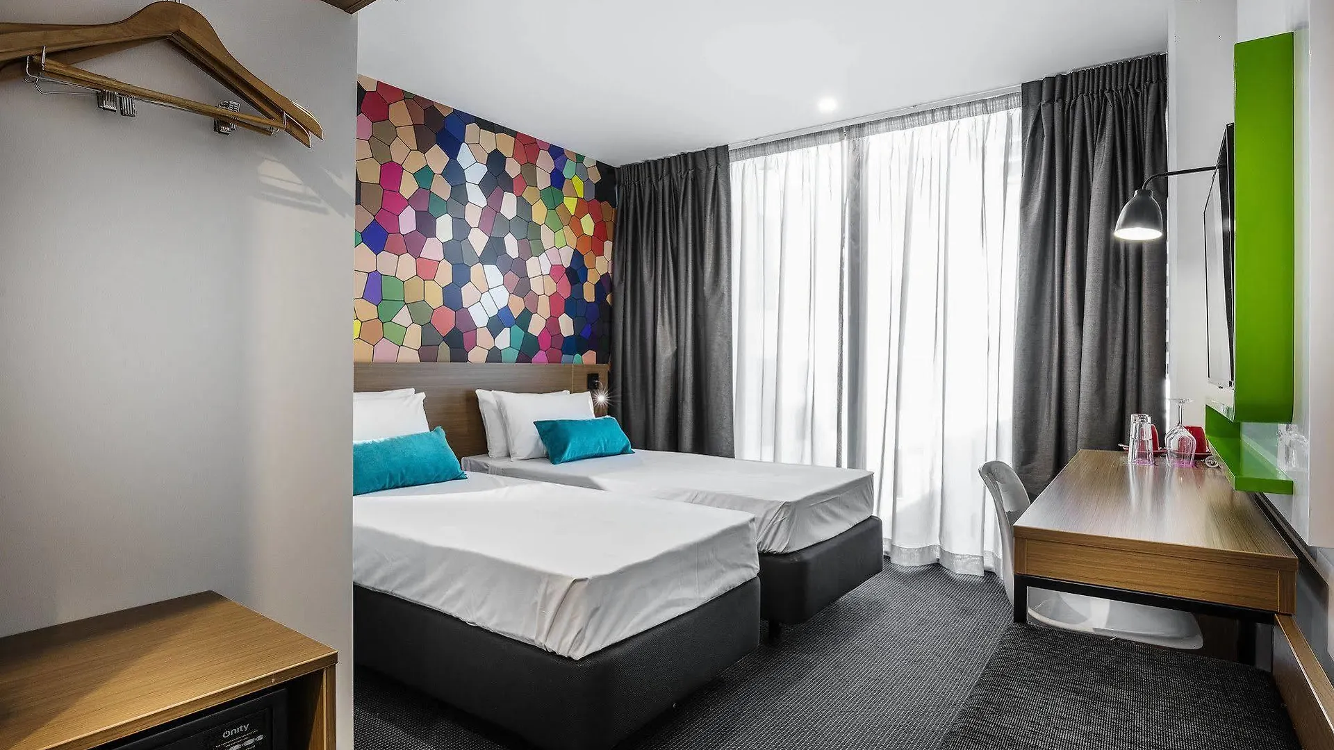 Ibis Styles Brisbane Elizabeth Street Hotel