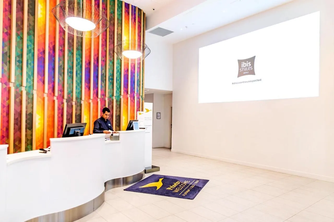 Ibis Styles Brisbane Elizabeth Street Hotel Australia